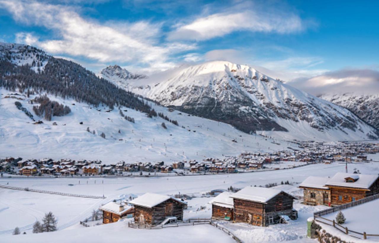 Rosso Al Bait Da Giulio Apartment Livigno Exterior photo