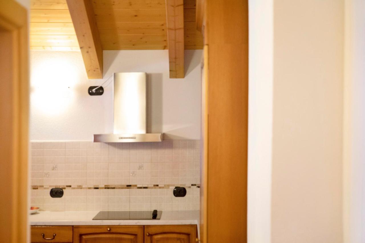 Rosso Al Bait Da Giulio Apartment Livigno Exterior photo